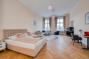 Jomi Stays - Privates Apartment beim Ku'damm